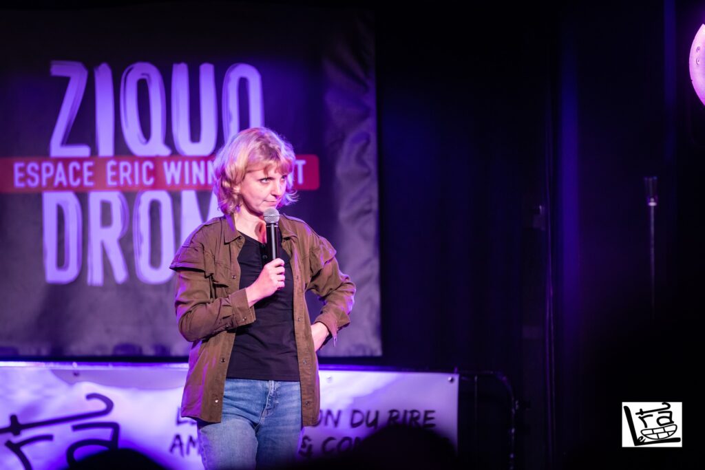 Lisa Lejczyk Comedy - 481010805_629495796343990_2940860860012215575_n